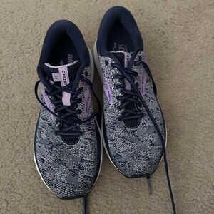 Brooks Ghost